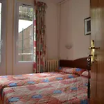 Montpellier 2* Париж