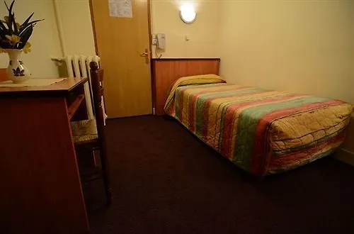 Montpellier 2* Párizs